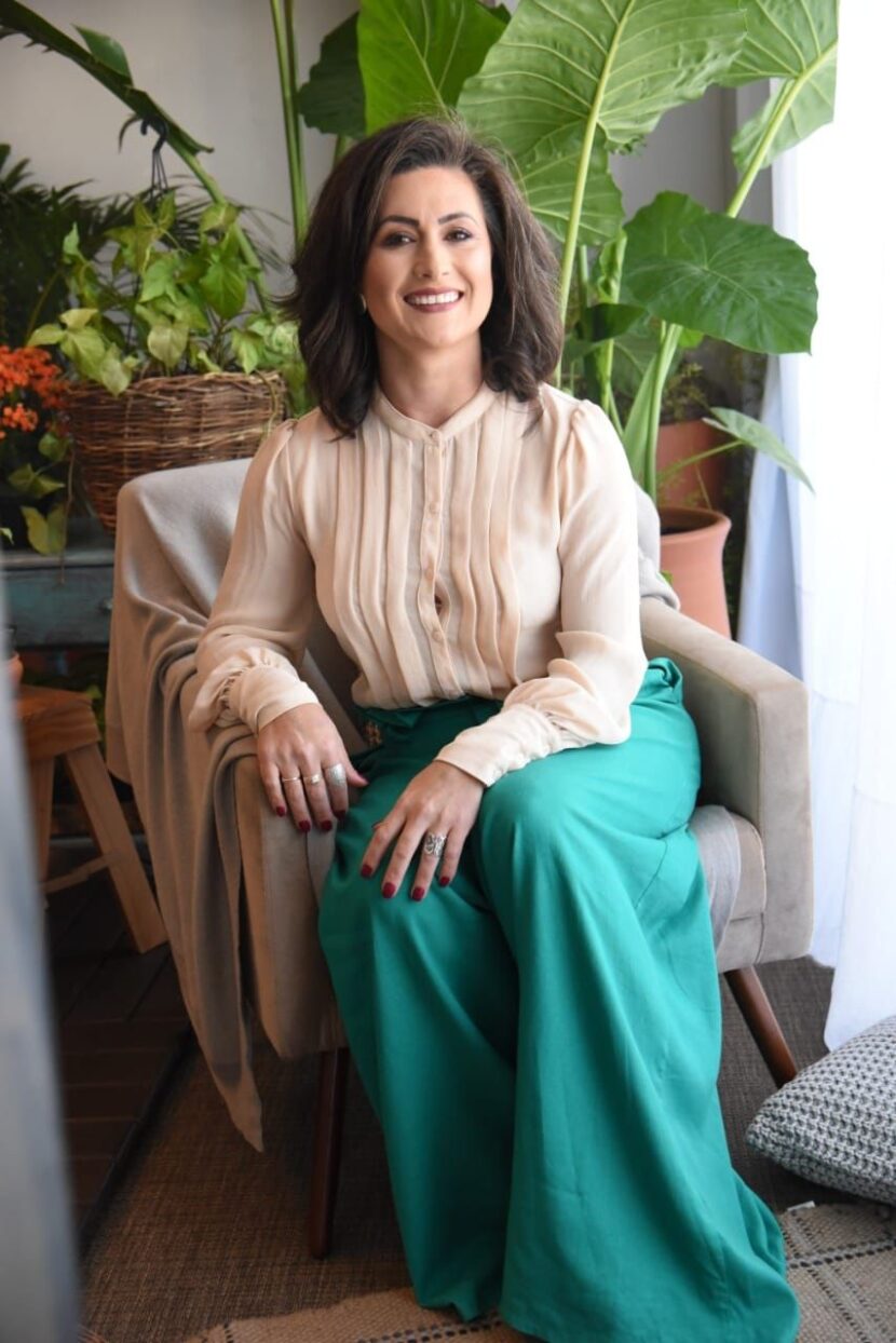 Mais do que uma mudança de endereço, a corretora sistêmica Vânia Dassoler ajuda seus clientes a mudarem a consciência Mais do que uma mudança de endereço, a corretora sistêmica Vânia Dassoler ajuda seus clientes a mudarem a consciência