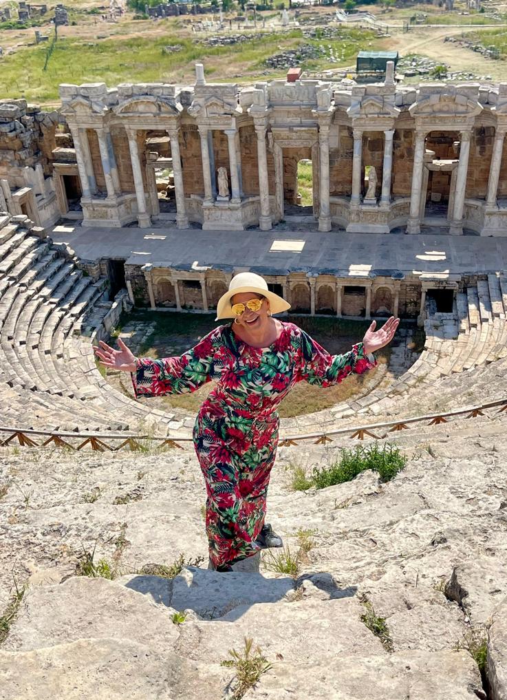 História de uma paliAtiva con(Vivendo)com o câncer Tratamento paliativo: as formas de conviver “amigavelmente” com o câncer