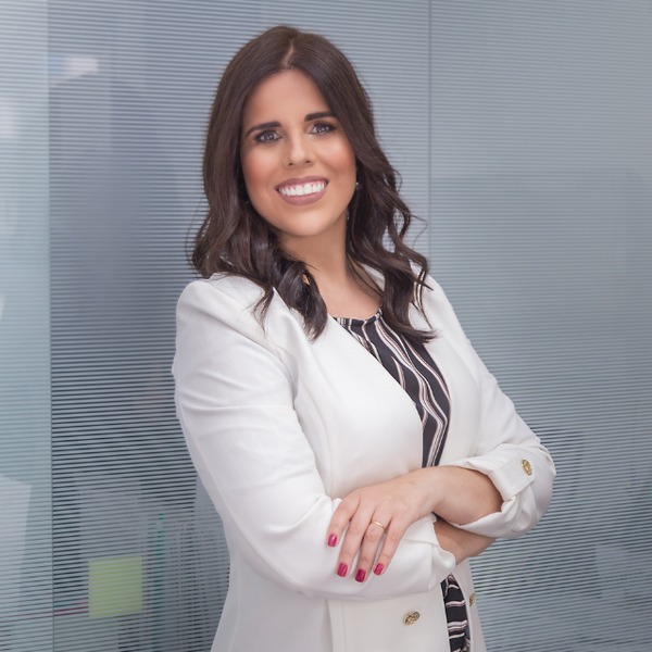 Lilian Marques: especialista em Marketing Digital fez transição de carreira após nascimento da filha Lilian Marques: especialista em Marketing Digital fez transição de carreira após nascimento da filha