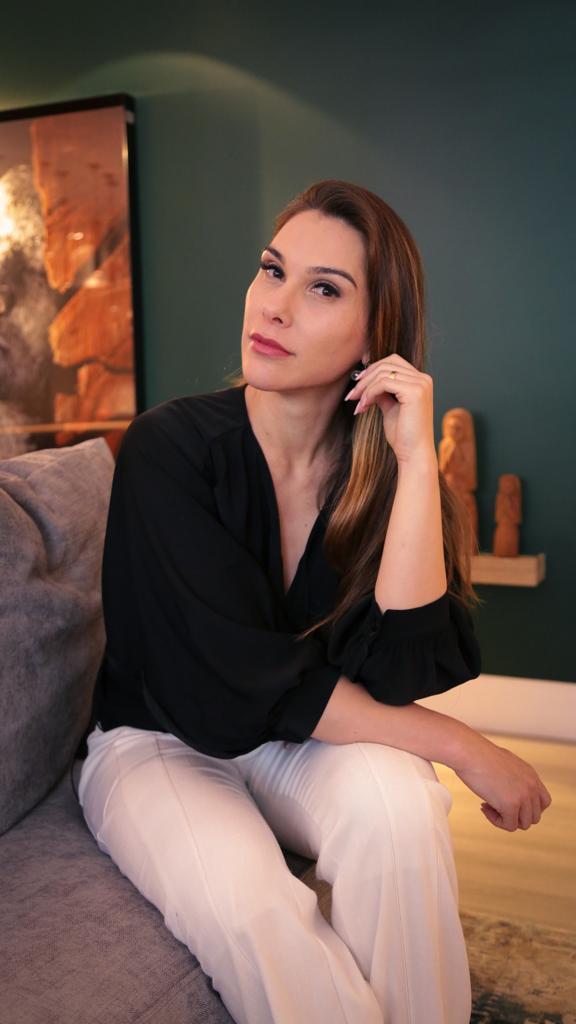 Estrategista de Marketing, Cibele Luziê aprendeu na prática como ter sucesso em diferentes ramos de negócios Estrategista de Marketing, Cibele Luziê aprendeu na prática como ter sucesso em diferentes ramos de negócios